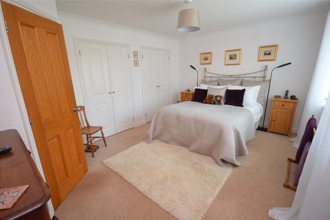 Oakwood House, 24a Broad Lane, Lymington, SO41 3QP