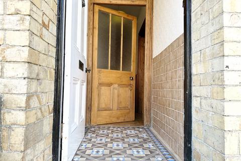 3 Clinton Terrace, Torrington, EX38 8DE