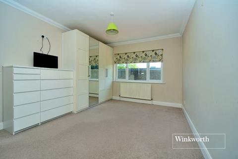 5a Scotsdale Close, Sutton, SM3 8RZ