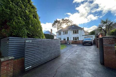 4 bedroom detached house to rent, Queens Park Avenue