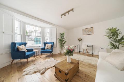 1 bedroom flat for sale, Berriman Road, Holloway