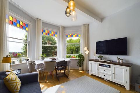 2 bedroom apartment for sale, Mount View Road, London