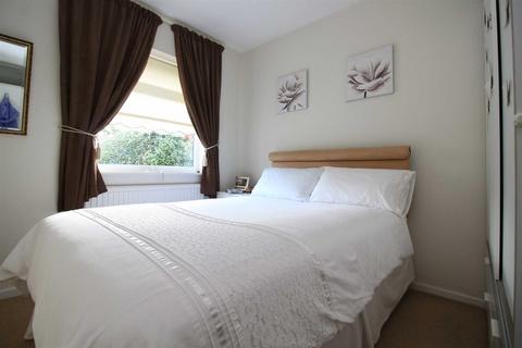 2 bedroom bungalow for sale, Rodbourne Close, Everton, Hampshire, SO41