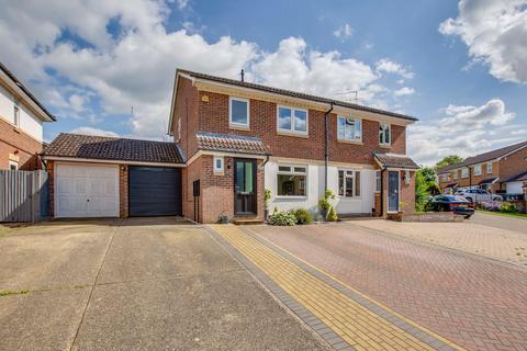 3 bedroom semi-detached house for sale, Gosling Grove, Downley Village, HP13 5YS