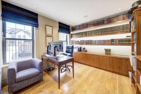 15 Oakfields Road, Golders Green, London, NW11 0JA