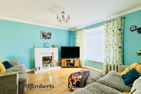 3 bedroom semi-detached house for sale, Neasham Road, Seaham, Durham, SR7