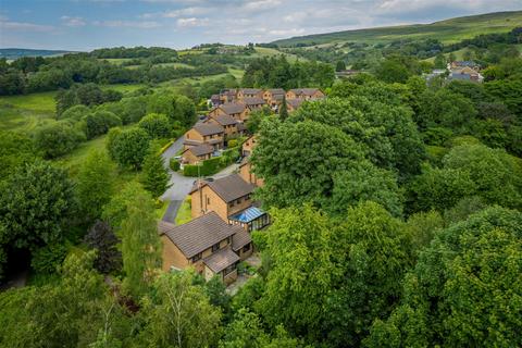 4 bedroom detached house for sale, Bagnall Close, Uppermill, Saddleworth