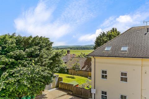 5 Barnhouse Close, Pulborough, RH20 2HT