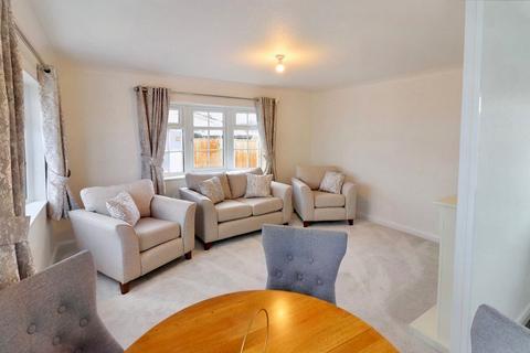 2 bedroom park home for sale, Barnet