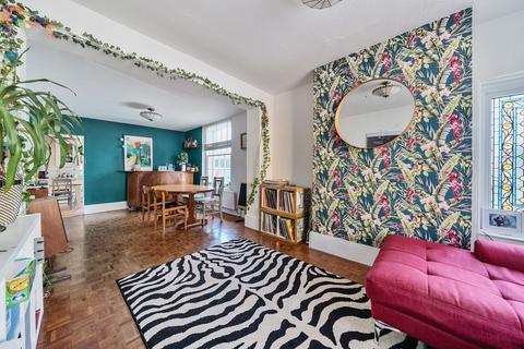 5 bedroom end of terrace house for sale, Ospringe Street, Faversham, ME13