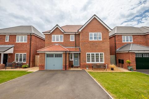 4 bedroom detached house for sale, Ennerdale Avenue, Warton, PR4