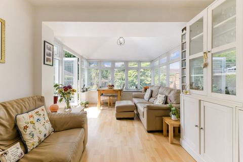 19 Dormans Close, Dormansland, Lingfield, RH7 6RL