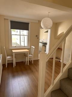 2 bedroom terraced house to rent, Harrow HA1