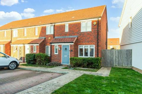3 bedroom end of terrace house to rent, Abbey Mead Close, Dartford DA1