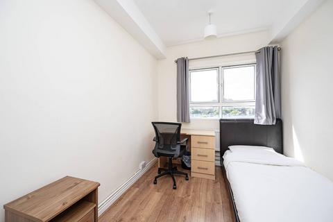 3 bedroom flat for sale, Goldington Street, St Pancras, London, NW1