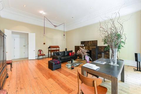 1 bedroom flat to rent, Cornwall Gardens, Kensington, London, SW7
