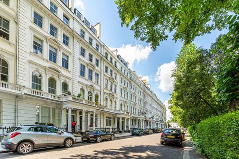 1 bedroom flat to rent, Cornwall Gardens, Kensington, London, SW7