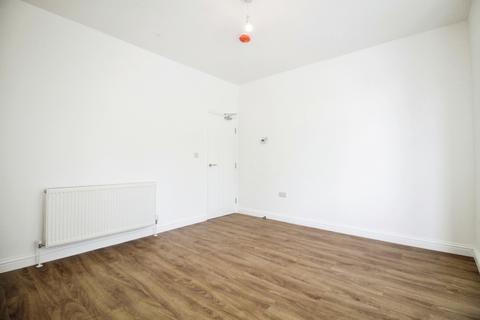4 bedroom end of terrace house to rent, Christ Church Road, Leeds, West Yorkshire, LS12