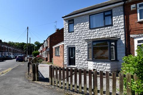 2 bedroom semi-detached house for sale, New Village Road, East Riding of Yorkshire HU16