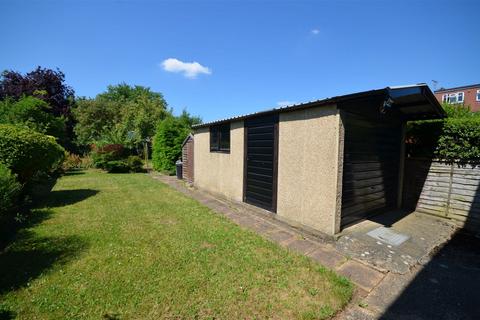 3 bedroom semi-detached house for sale, Uppingham Avenue, Stanmore, HA7 2HY