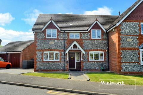 3 bedroom semi-detached house for sale, Sandpiper Road, Cheam, Sutton, SM1