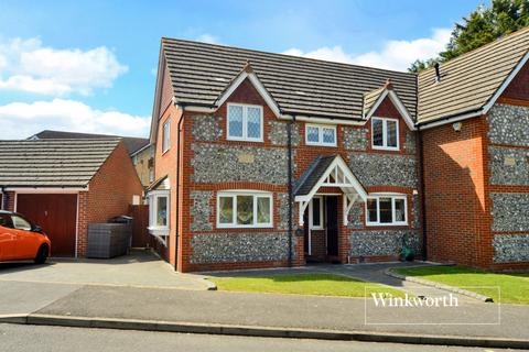 3 bedroom semi-detached house for sale, Sandpiper Road, Cheam, Sutton, SM1