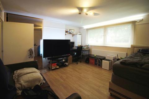 Studio for sale, Rathbone street London E16 1JJ