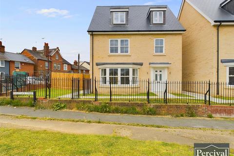 5 bedroom detached house for sale, Parsonage Street, Halstead, Essex, CO9