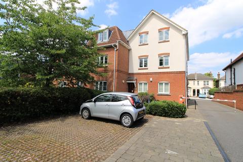 2 bedroom flat for sale, Cranmer Court, Upminster RM14