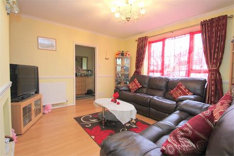 3 bedroom terraced house to rent, Randall Close, Langley SL3