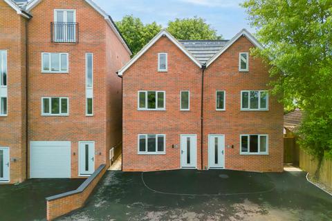 4 bedroom townhouse for sale, Beeches Rise, Mapperley Rise, Nottingham, NG3 5GH