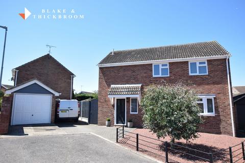 4 bedroom detached house for sale, Reigate Avenue, Clacton-on-Sea