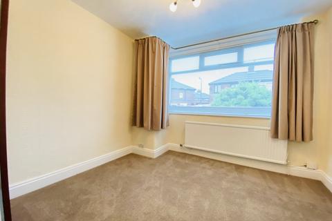 3 bedroom semi-detached house to rent, Barlow Fold Road, Reddish, Stockport, SK5