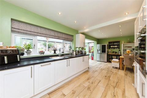 11 Arran Close, Woolstanwood, Crewe, CW2 8UQ