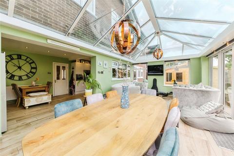 11 Arran Close, Woolstanwood, Crewe, CW2 8UQ