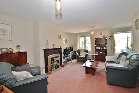 2 bedroom end of terrace house for sale, St Marys Mead, Witney, OX28