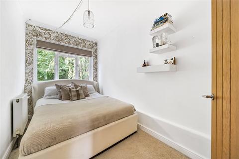 1 bedroom flat for sale, Ashley Road, Walton On Thames, Surrey, KT12