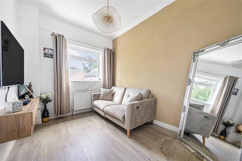 1 bedroom flat for sale, Ashley Road, Walton On Thames, Surrey, KT12