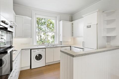 4 bedroom flat to rent, Arundel Gardens, Notting Hill, London W11