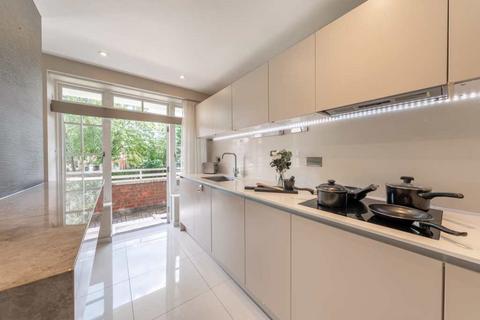 3 bedroom apartment for sale, Ashlar Court, London, W6