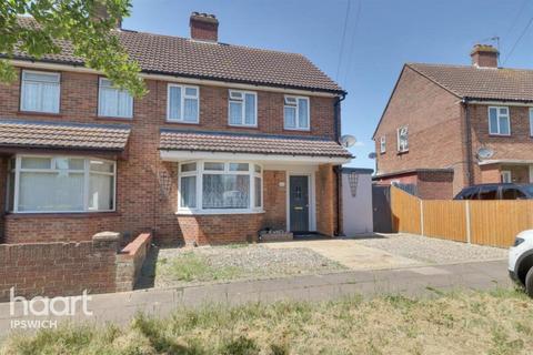 3 bedroom semi-detached house to rent, Coleridge Road, Ipswich