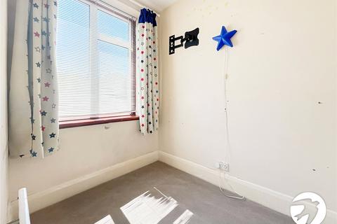 92 Bush Road, Cuxton, Rochester, ME2 1EY
