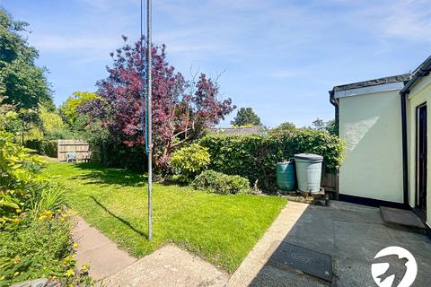 92 Bush Road, Cuxton, Rochester, ME2 1EY