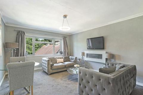 9b, Petersen Court Lower Road, Loughton, IG10 2RS