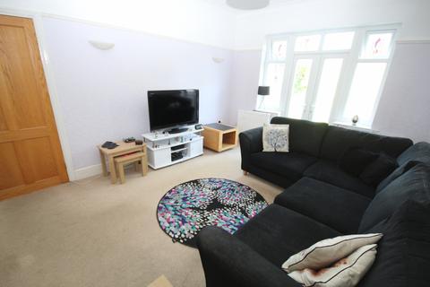 3 bedroom semi-detached house to rent, Manor Road, Stretford, M32 9HU