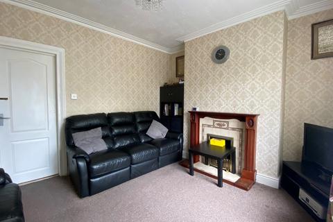 50 Avenue Road, Bradford, BD5 8DB