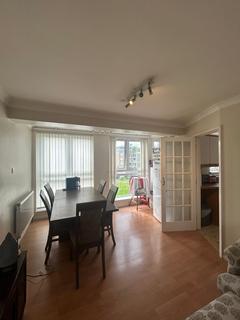 3 bedroom flat to rent, Rusper Close, Stanmore HA7