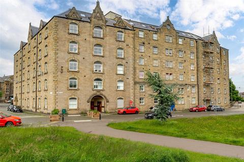 18/34 Johns Place, Edinburgh, EH6 7EN