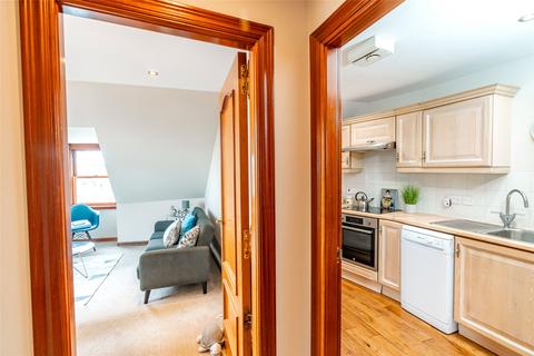 18/34 Johns Place, Edinburgh, EH6 7EN