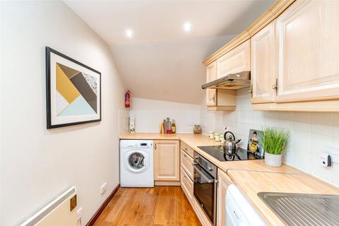 18/34 Johns Place, Edinburgh, EH6 7EN